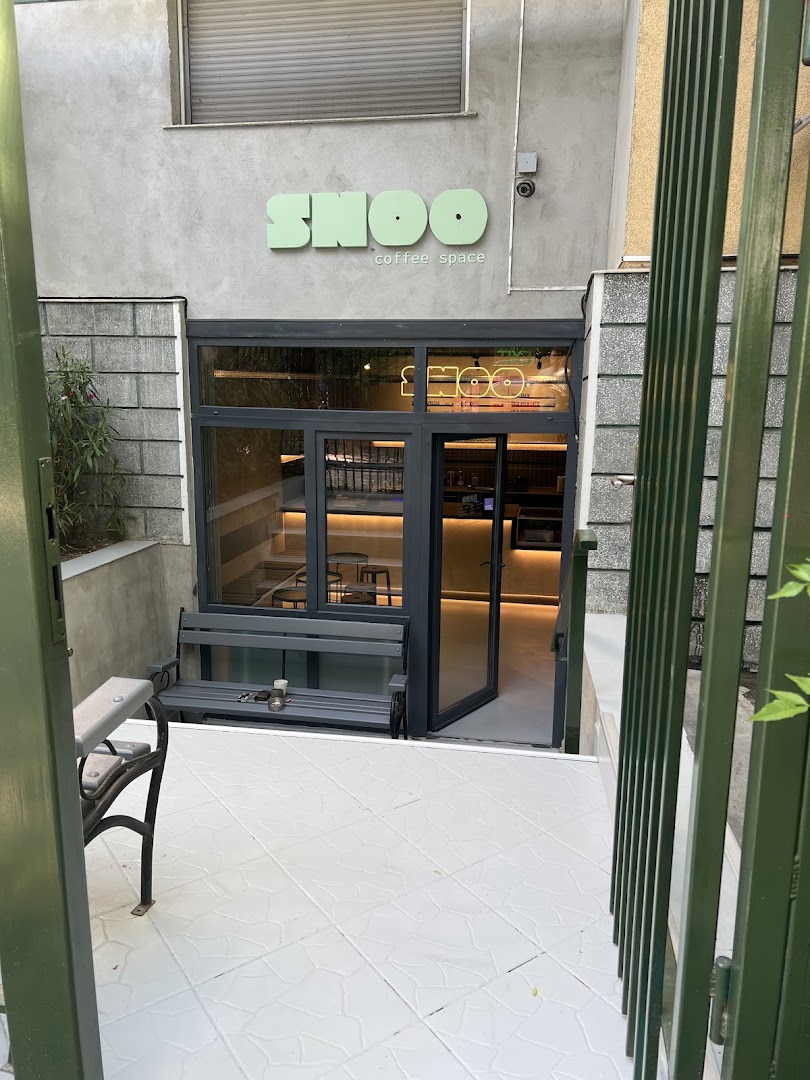 Snoo Coffee Space: clear exterior shot of venue