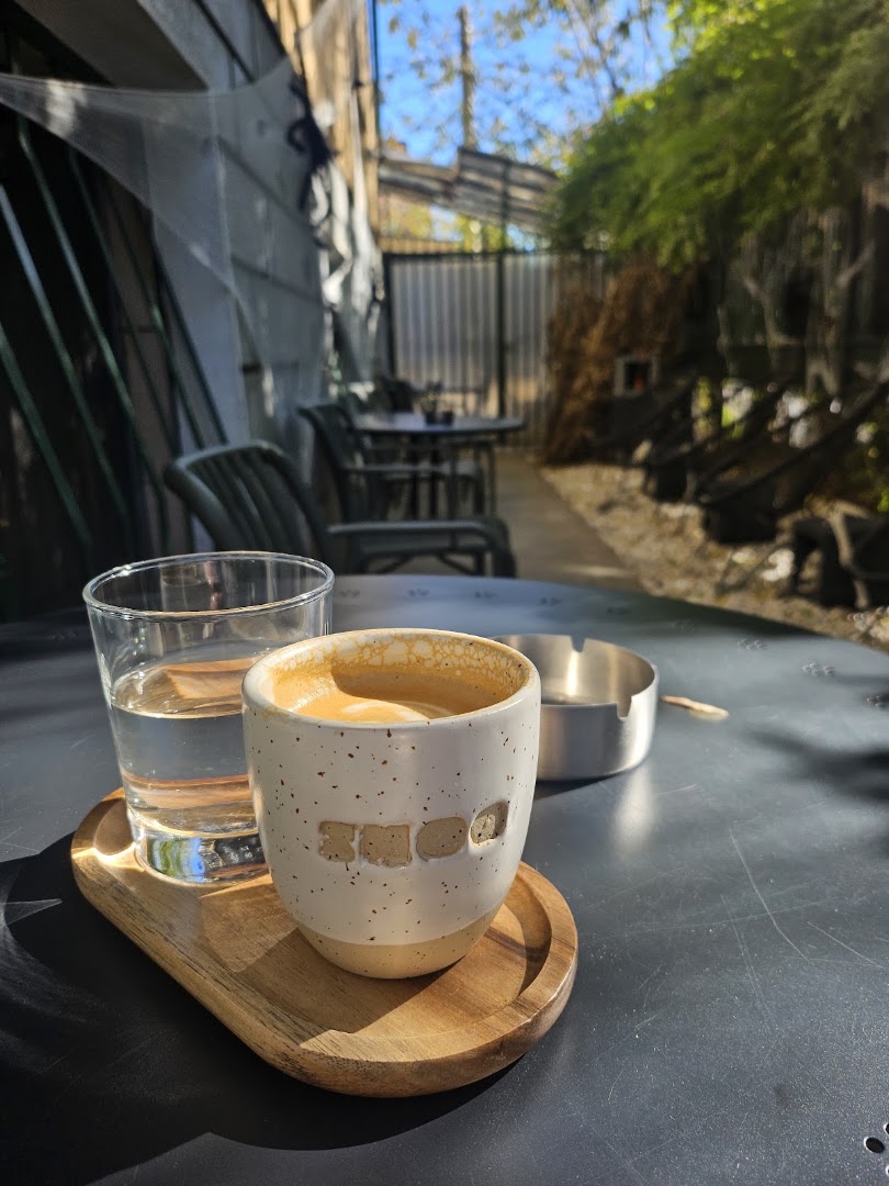 Snoo Coffee Space: appealing coffee and terrace atmosphere