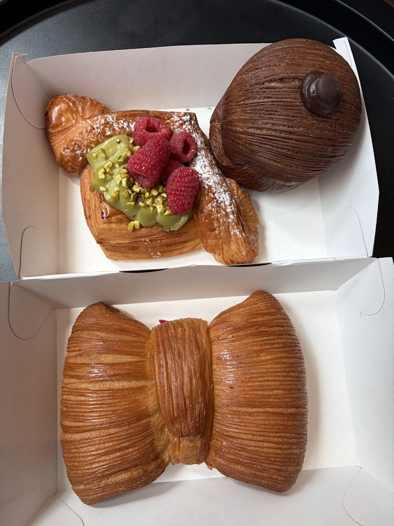 AMO Bakery: high quality appetizing food photo