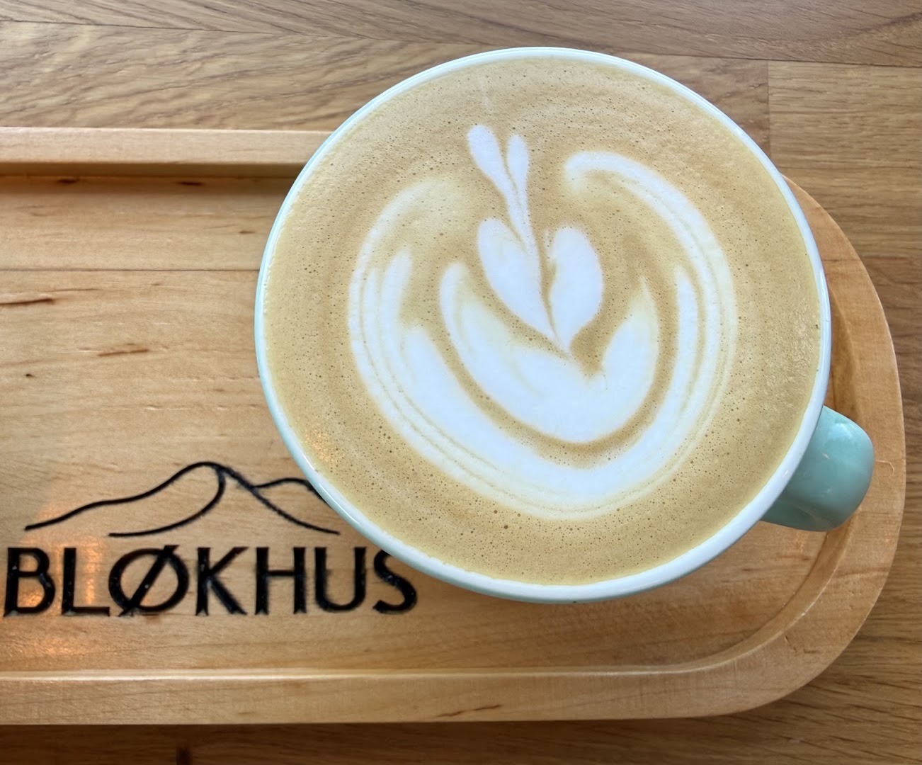 Bløkhus Specialty Coffee: high quality latte art photo