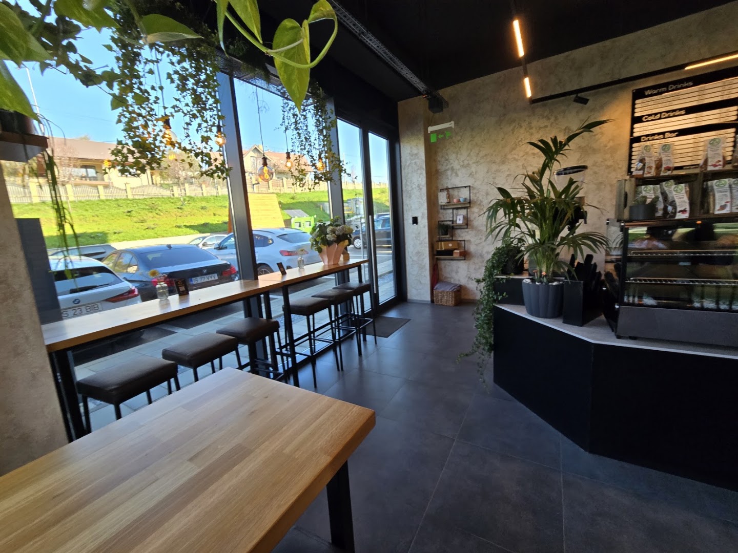 Bløkhus Specialty Coffee: clear, inviting interior atmosphere