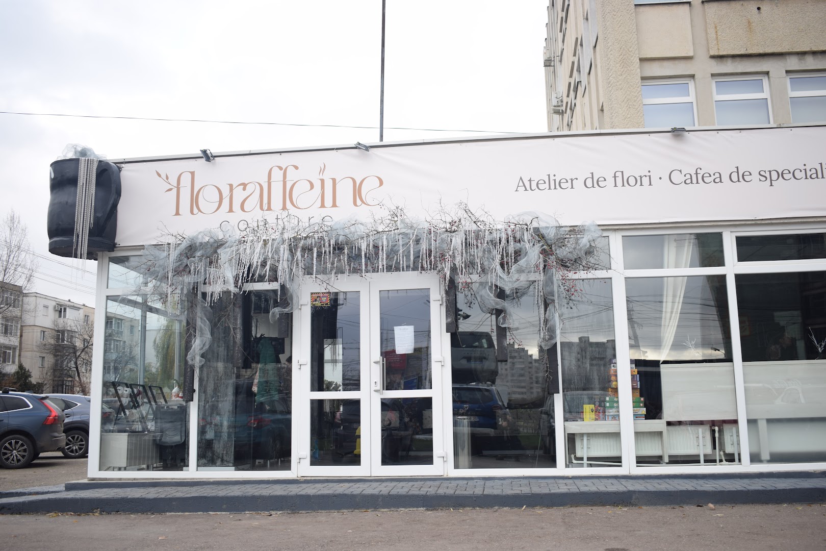 Floraffeine Couture: clear exterior shot of venue