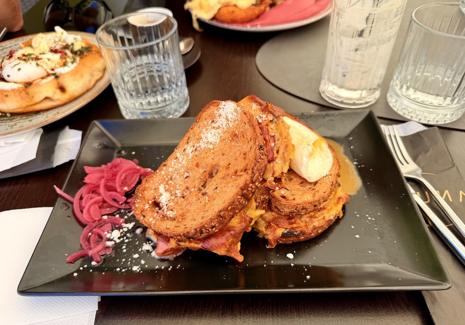 LUNA: appetizing, high-quality food photography
