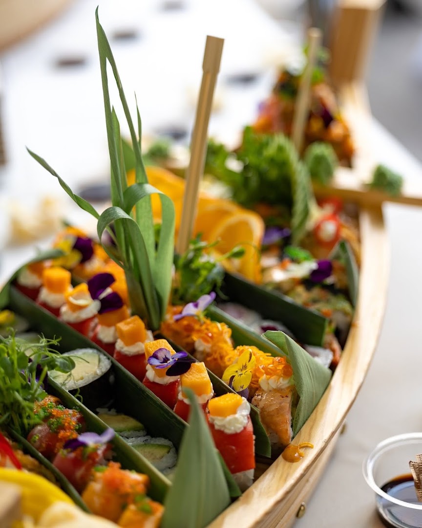 Riyo Wok & Sushi 2: high quality, appetizing food presentation