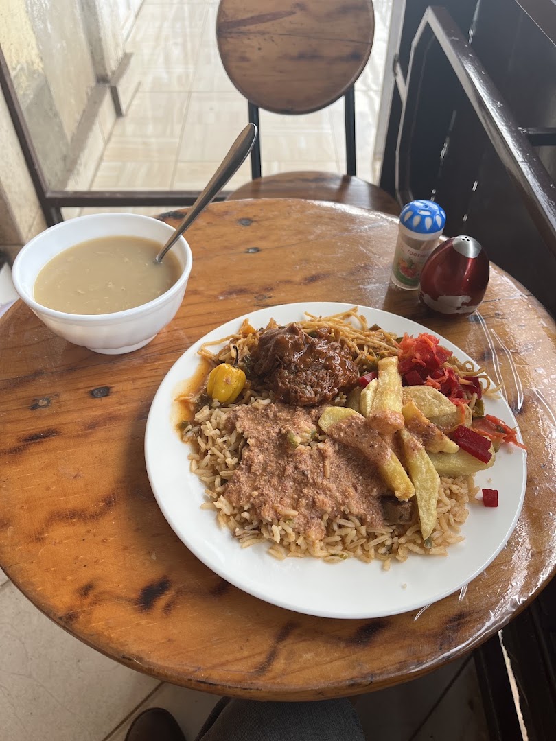 Amafu ya Huye: clear photo of restaurant meal