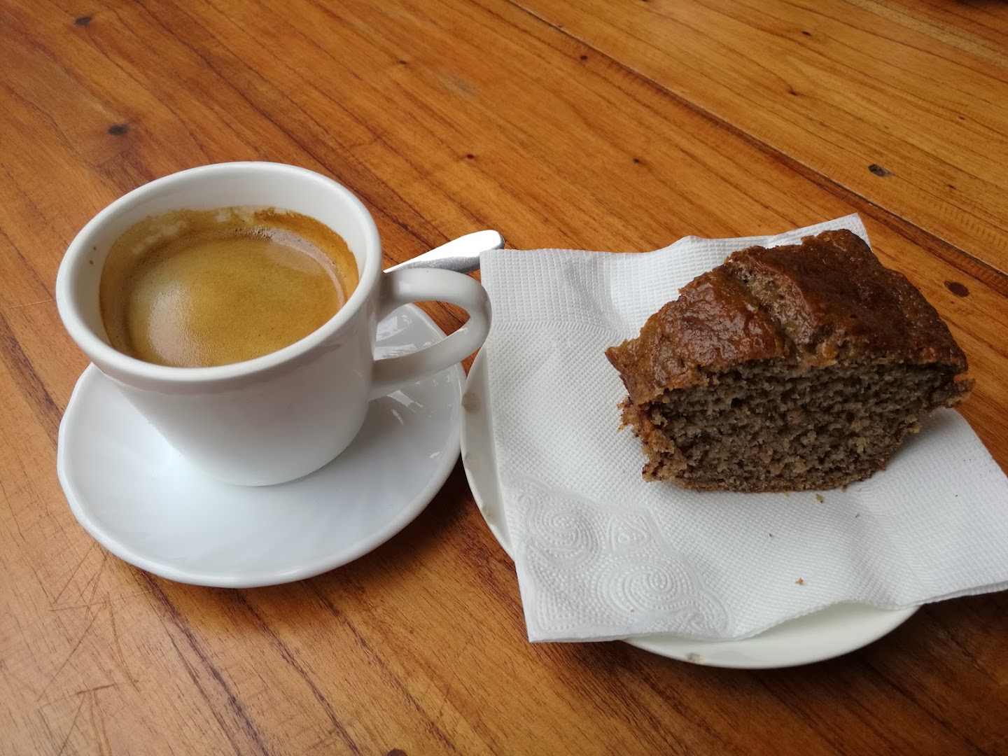 Cafe Connexion: appetizing photo of coffee and cake