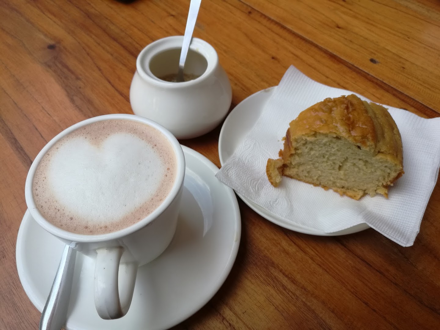 Cafe Connexion: appetizing photo of coffee and cake