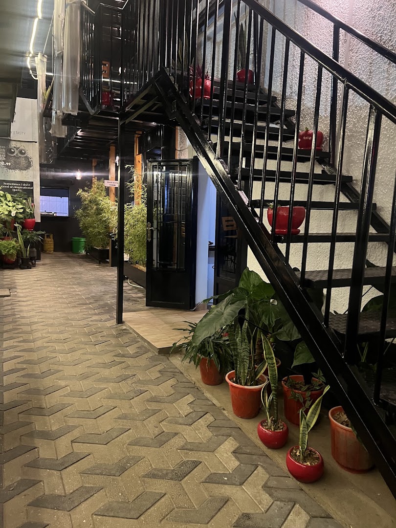 Kivu Coffee Cup: inviting and well-composed venue atmosphere