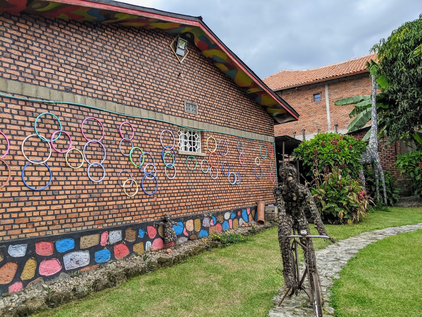 Inshuti Arts and Culture Center: venue exterior and art