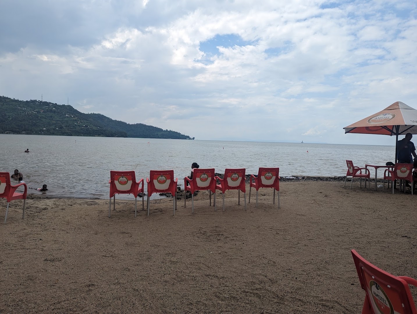 New Tam-Tam Bikini Bar & Restaurant: venue atmosphere and location