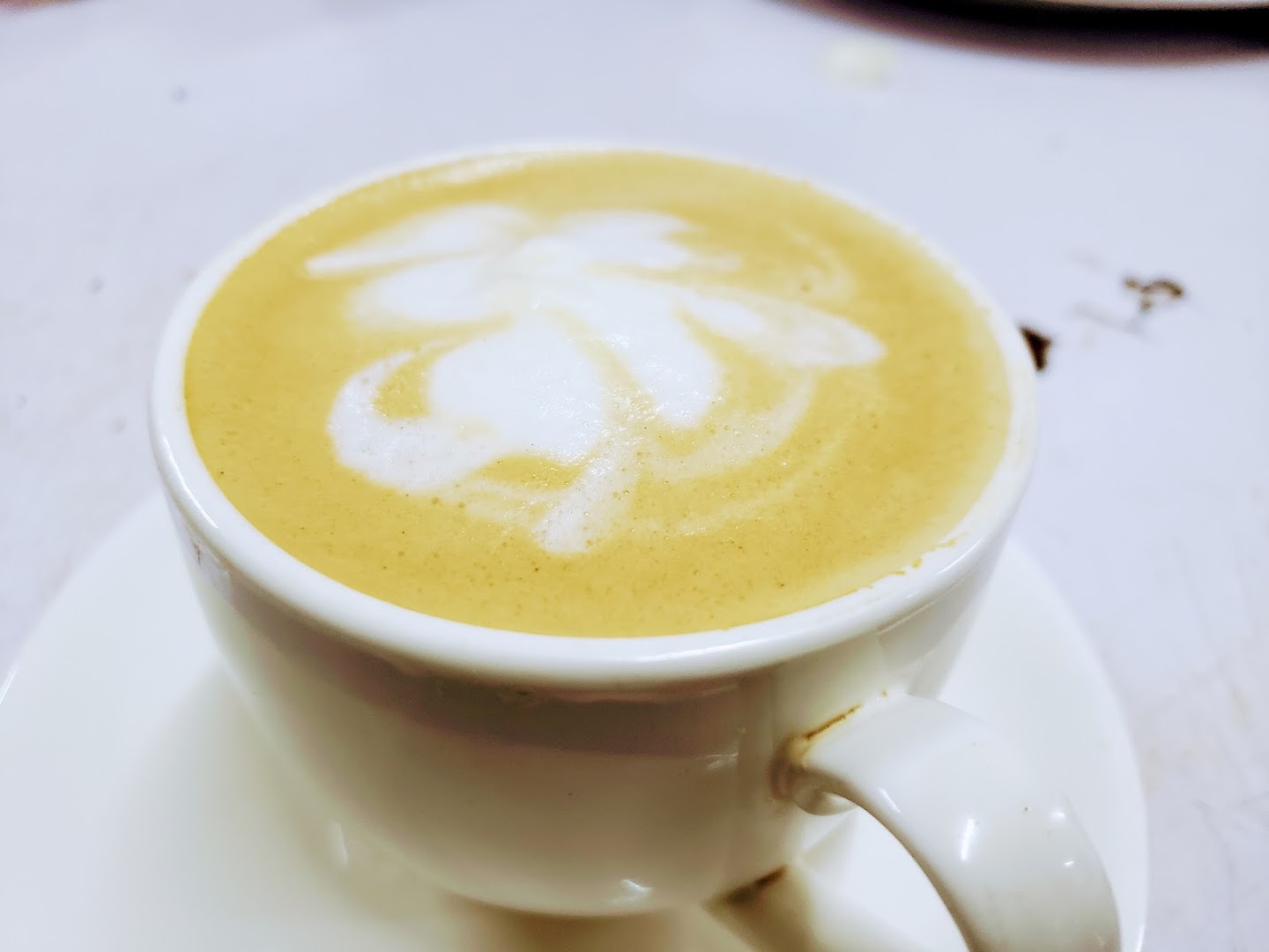 Roxy Bar and Restaurant: high quality latte art photo