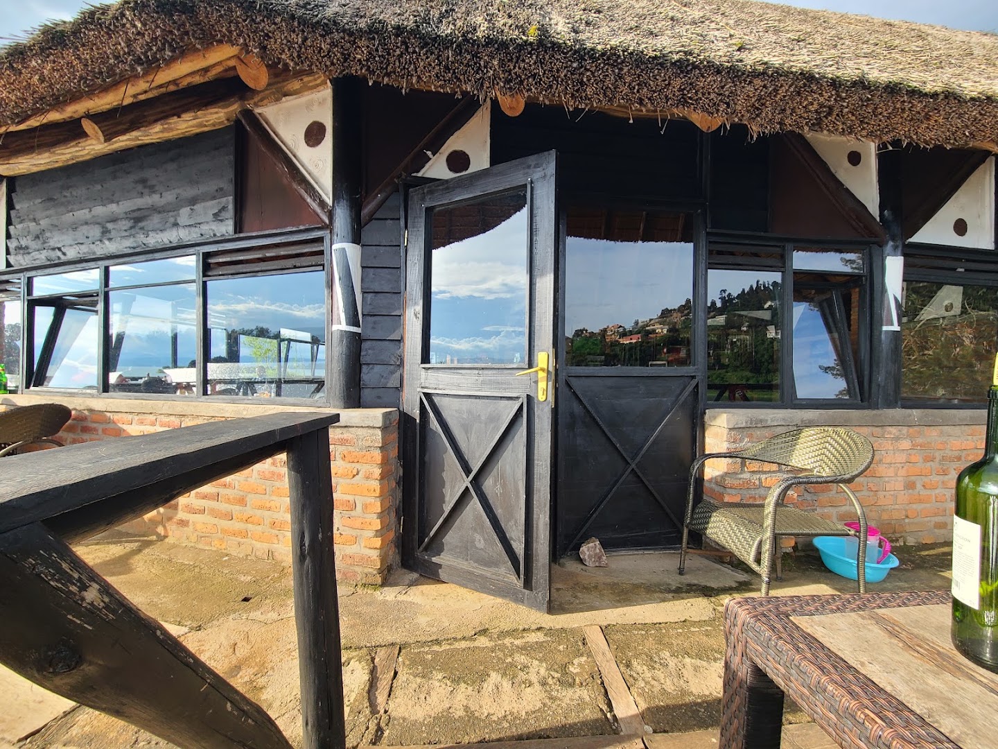 Ku Bagore Bar: clear shot of venue exterior