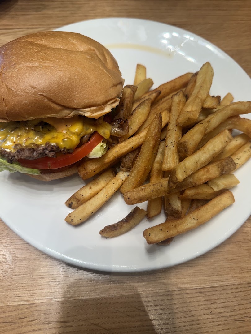 Hard Rock Cafe St Kitts: appetizing photo of restaurant food