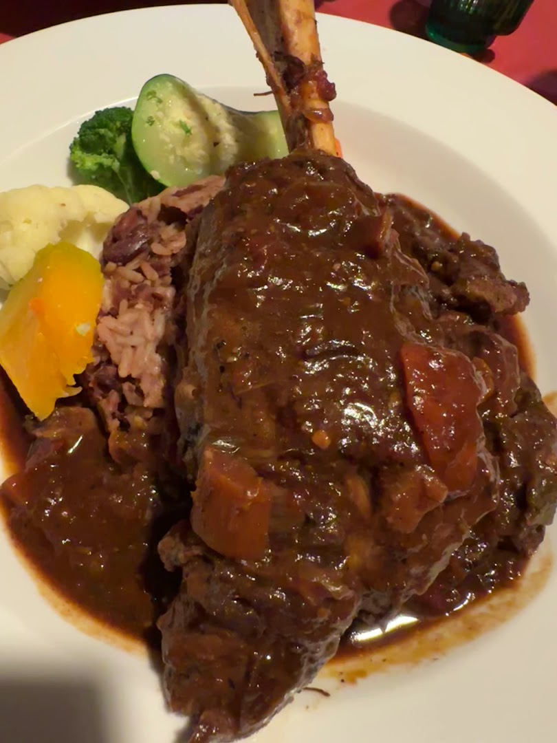 Serendipity Restaurant & Lounge: appetizing, high-quality food photography