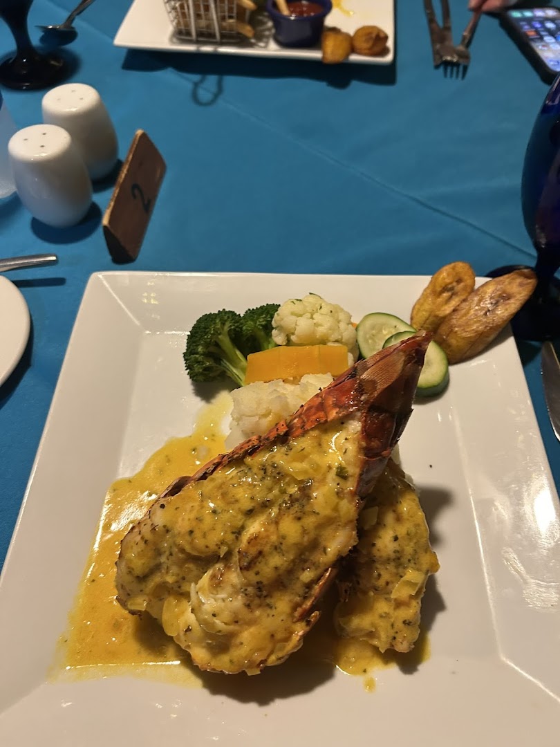 Serendipity Restaurant & Lounge: appetizing, high-quality food photography