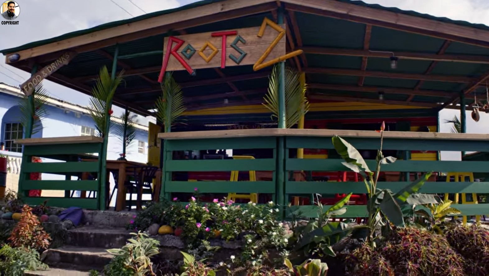 Roots Beach Bar: clear photo of venue exterior