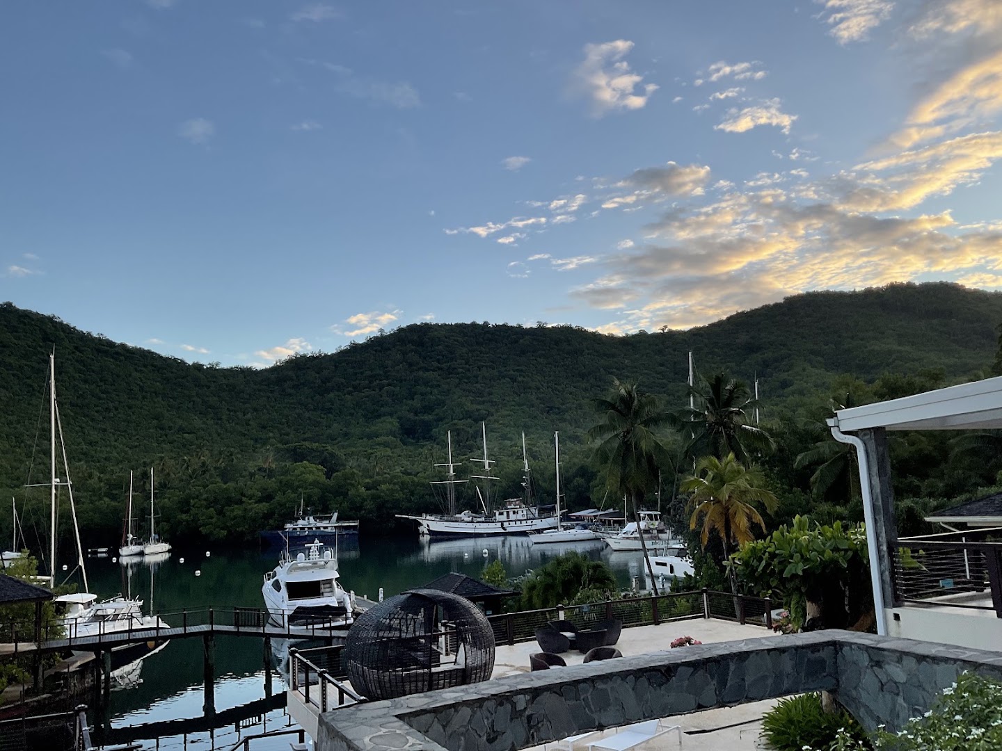 Roots Beach Bar: beautiful scenic view of venue