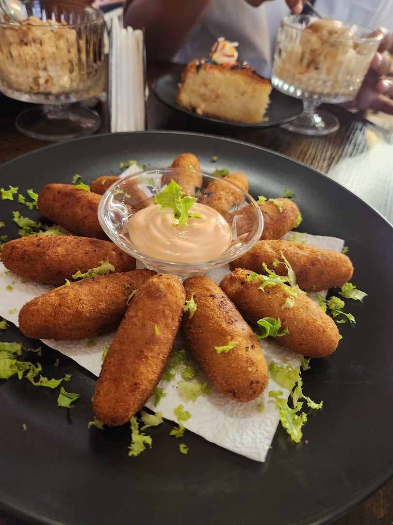 Cafe 784: appetizing food photography