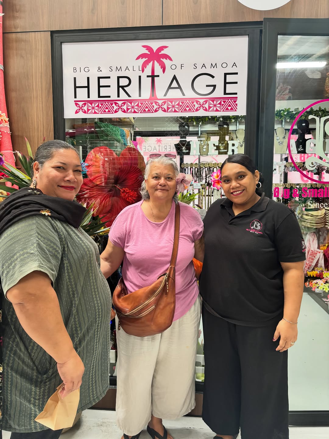 Big & Small of Samoa: friendly staff at the shop