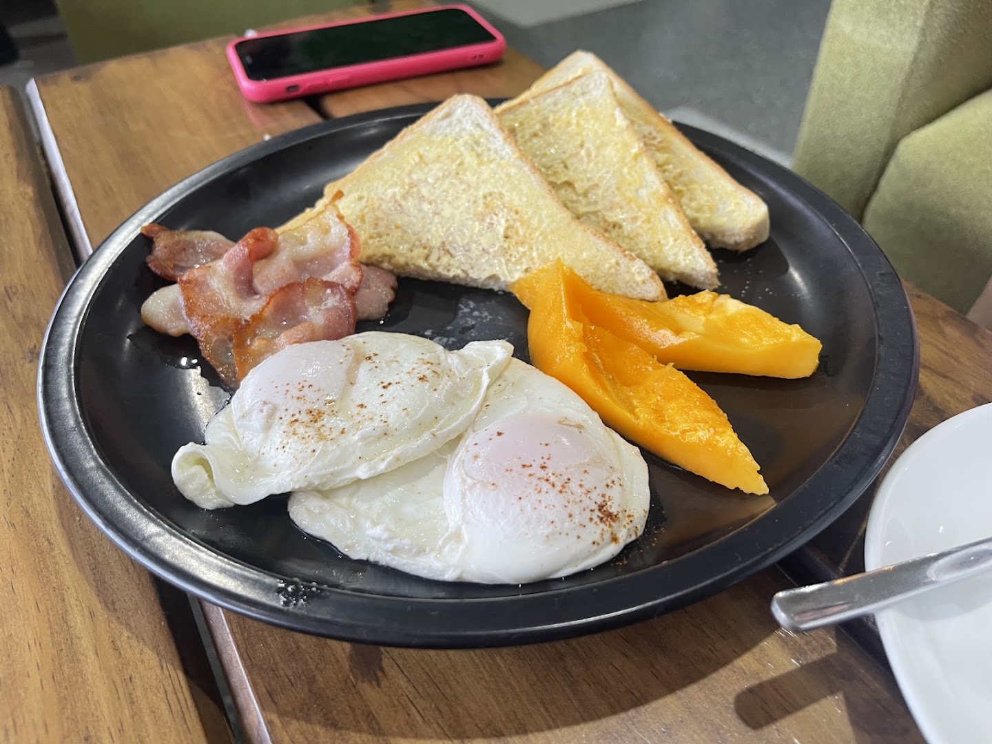 Adria's Cafe: appetizing photo of breakfast meal