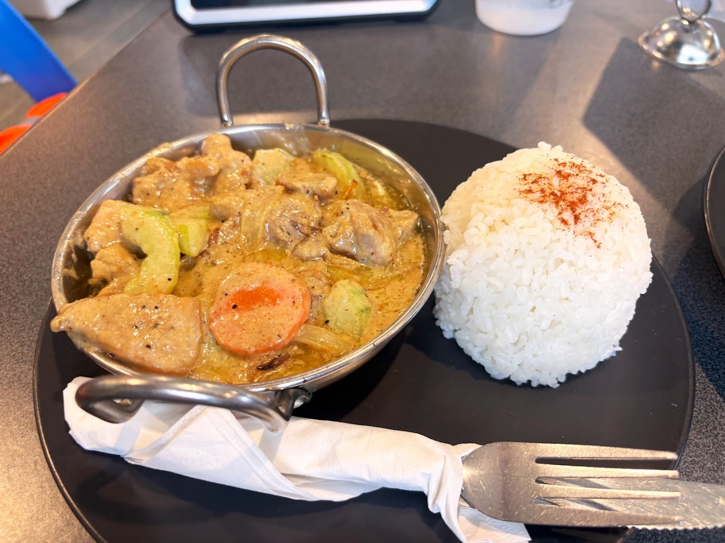 Adria's Cafe: appetizing photo of served food