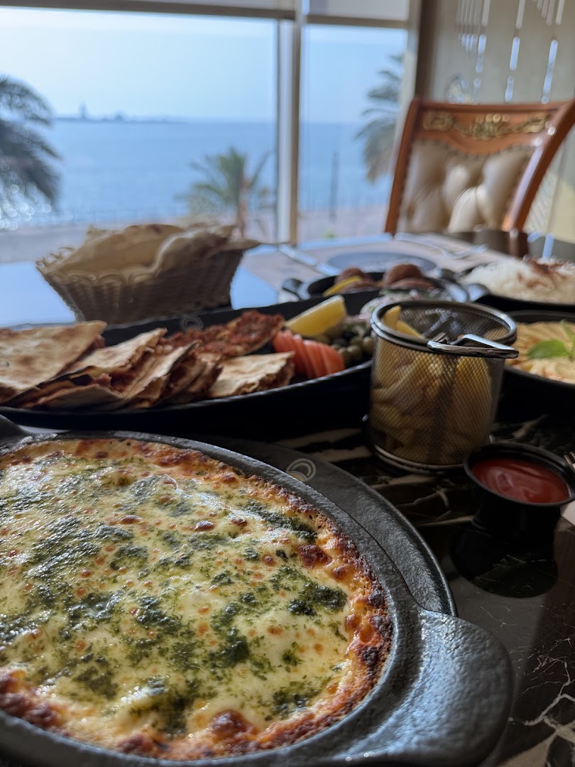 Blameda Restaurant: appetizing food with scenic view