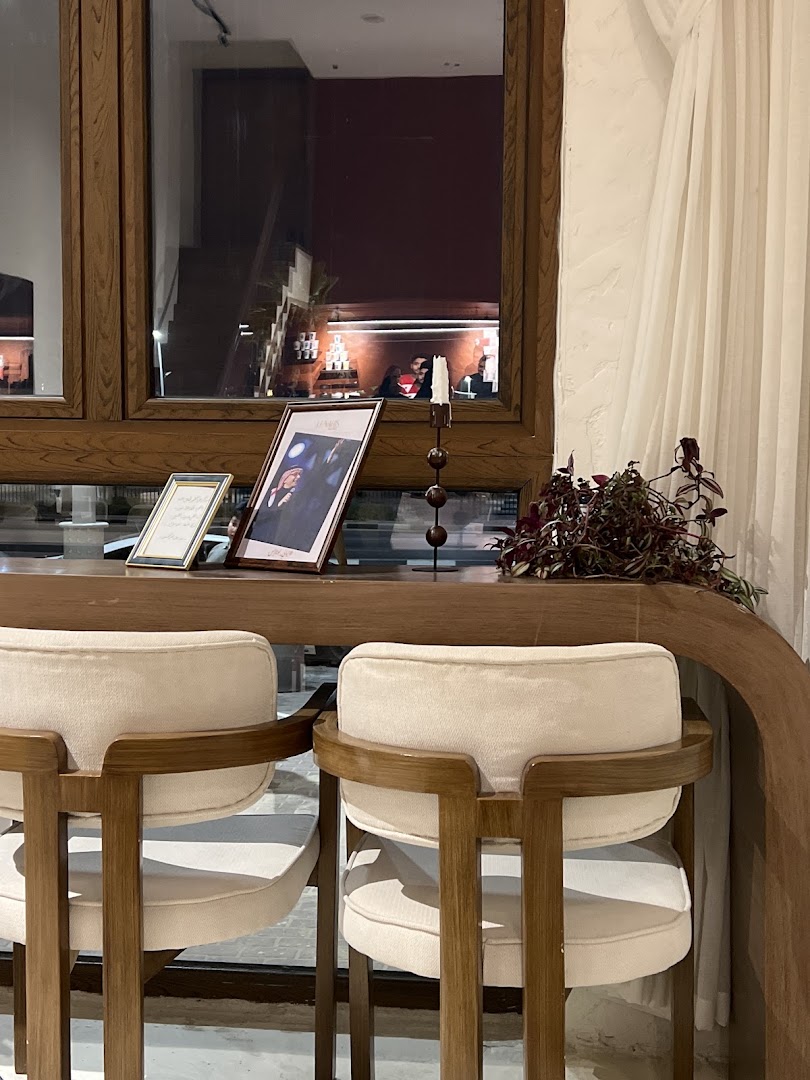 Lunaris Coffee: inviting and professional interior shot