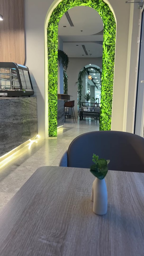 Wayz: attractive interior and inviting atmosphere
