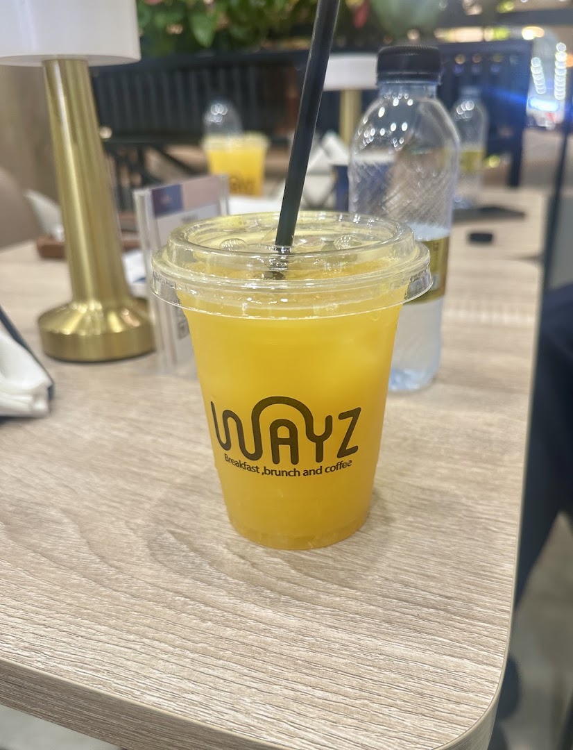 Wayz: clear photo of branded drink