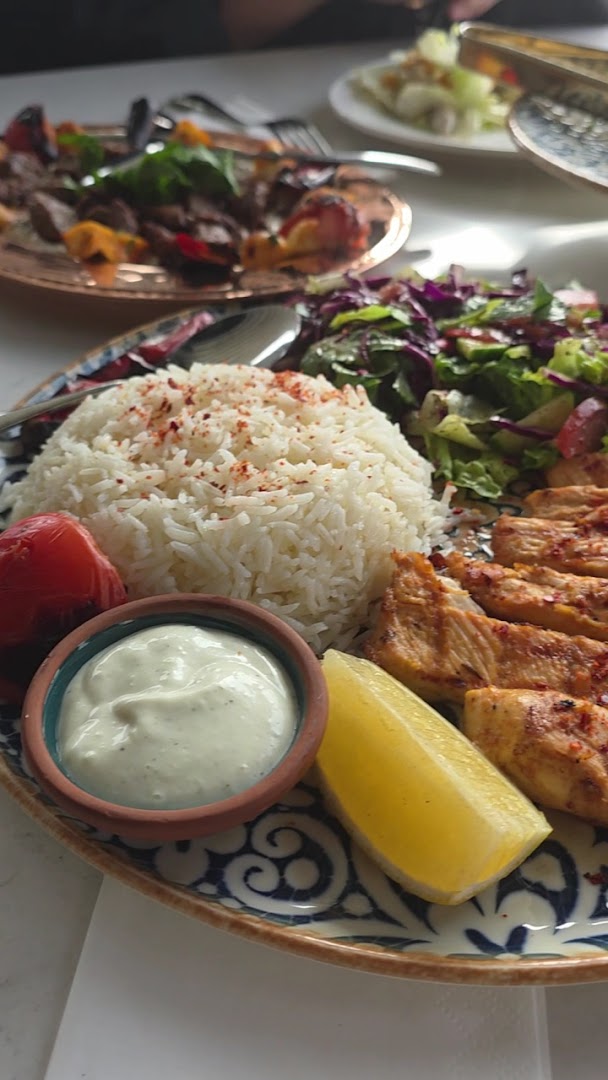 Mr. Hakan's: appetizing and high quality food