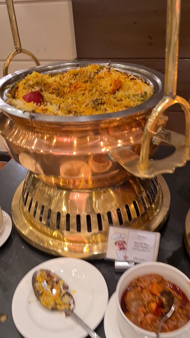 Al Shorfa Restaurant: appetizing photo of restaurant food