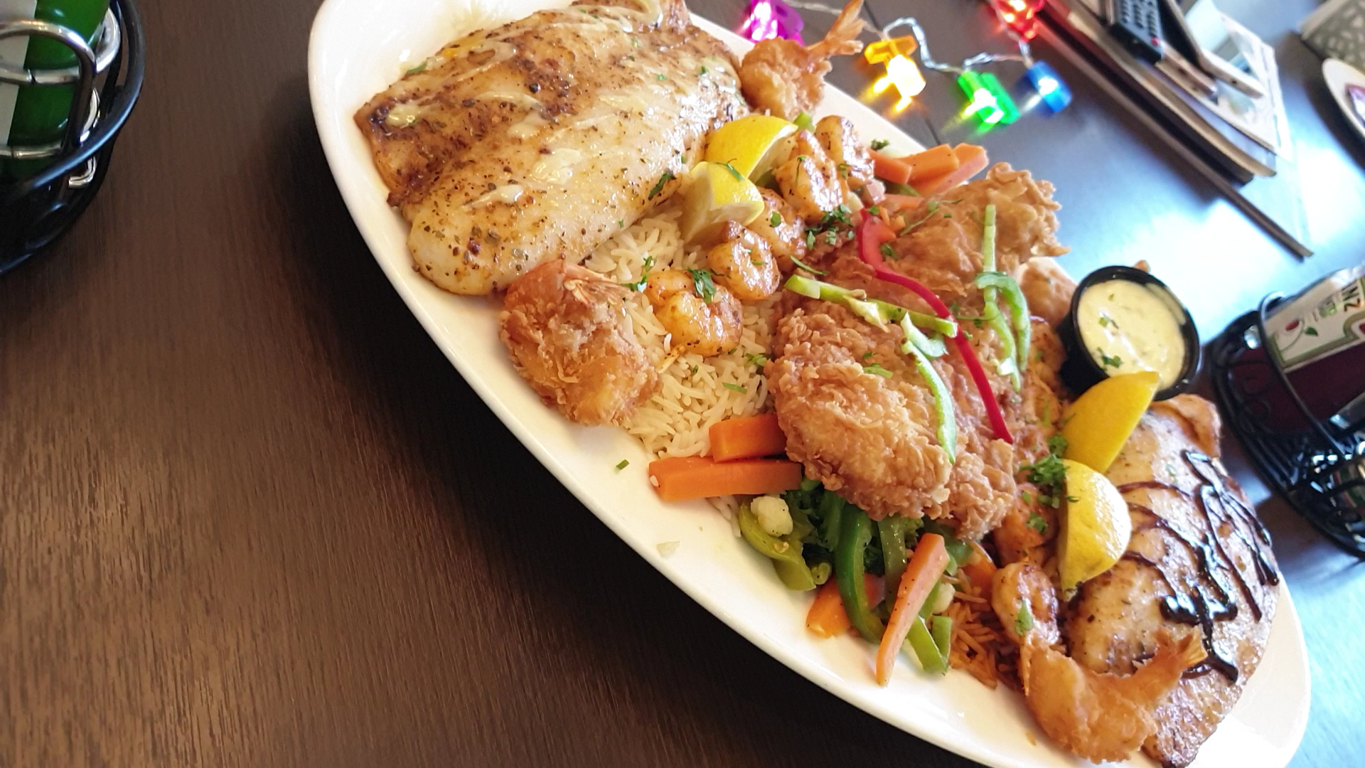 Seeneez Restaurant & Cafe: appetizing, high-quality food photography