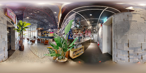Long Chim: high quality panoramic interior shot