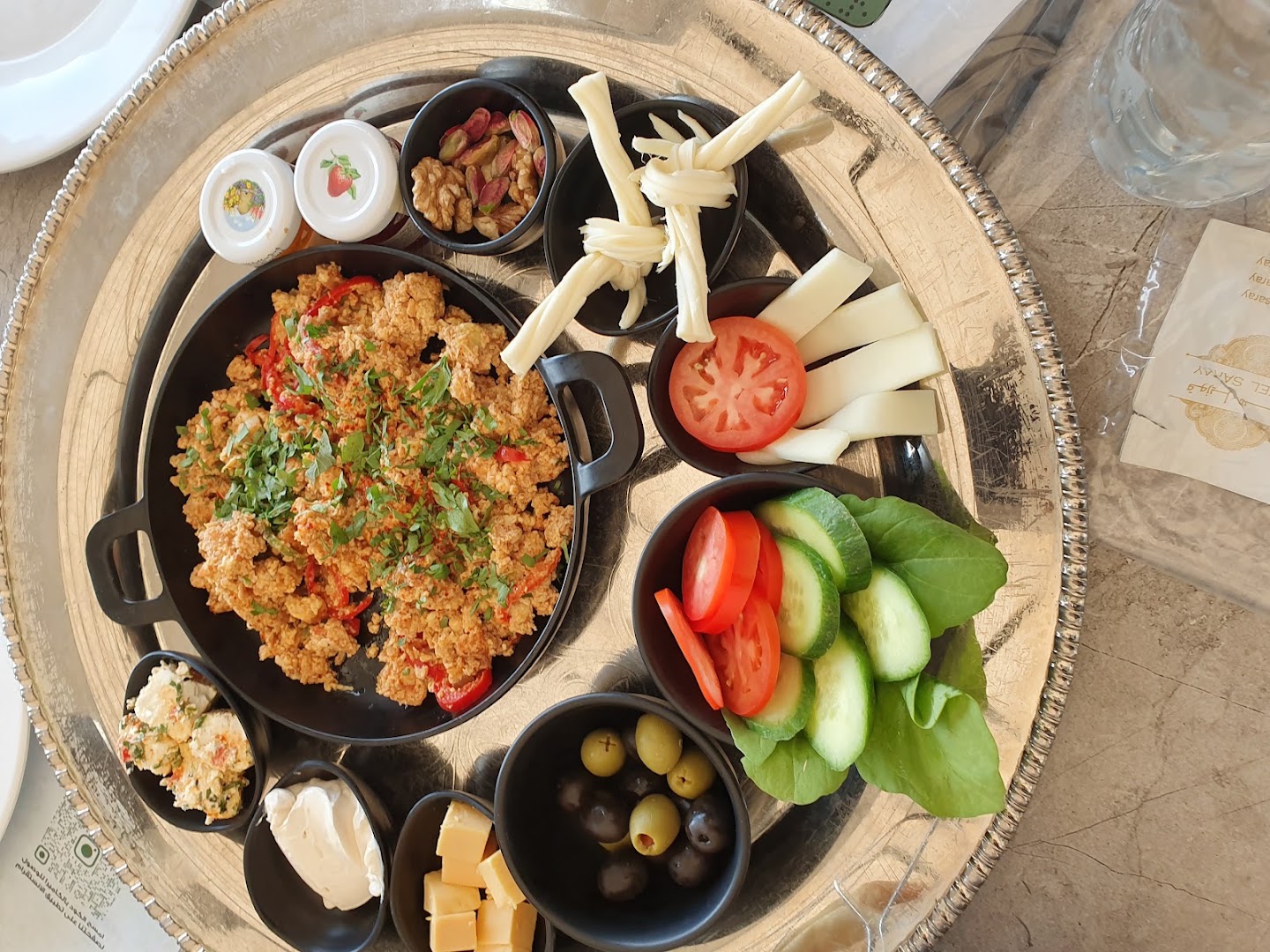 Guzel Saray Restaurant: appetizing breakfast spread photo