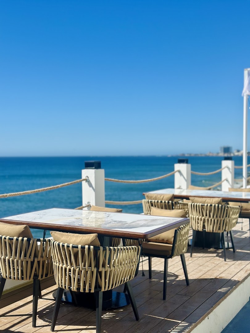Jardin d'Orient: beautiful terrace with ocean view
