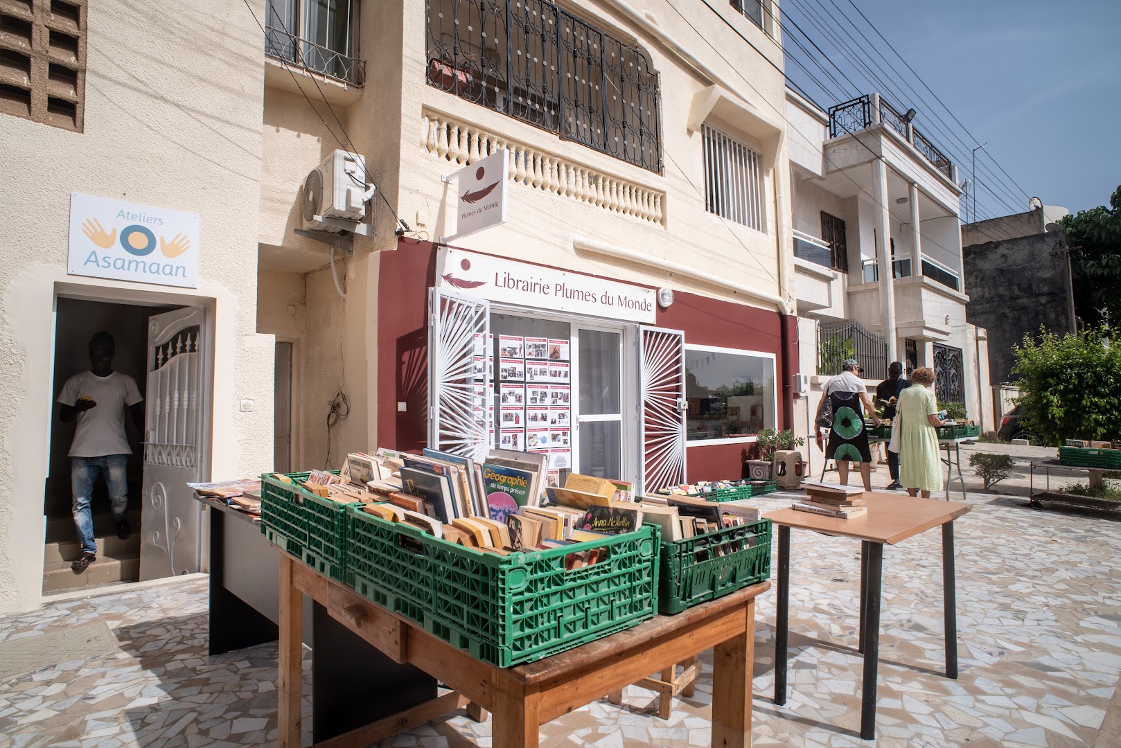Librairie Café Plumes du Monde: clear exterior view of venue
