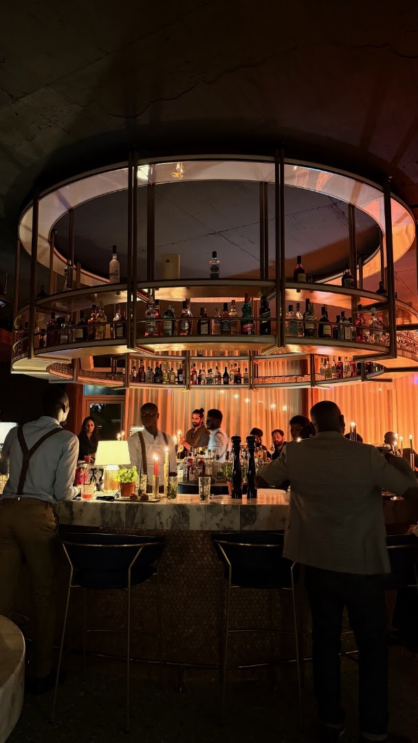 Polygon Lounge: atmospheric and professional bar shot