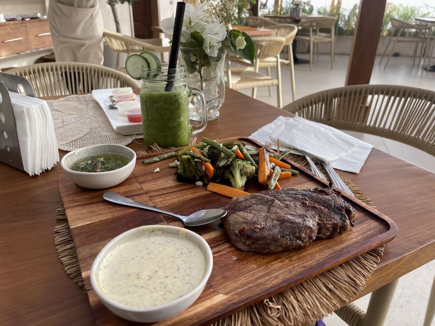 Yemanjā: appetizing food and pleasant atmosphere