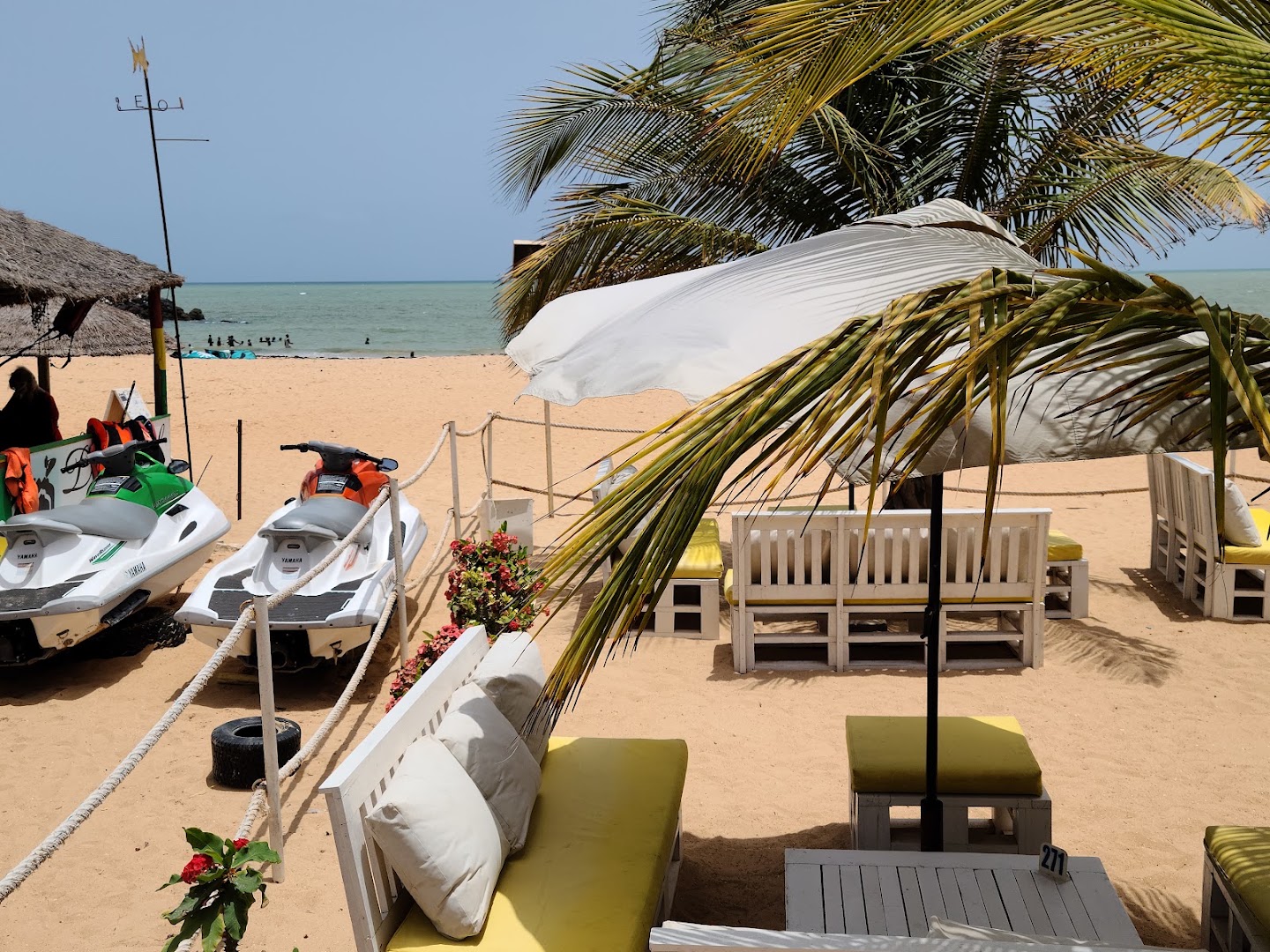 Safari Beach: inviting beach restaurant atmosphere
