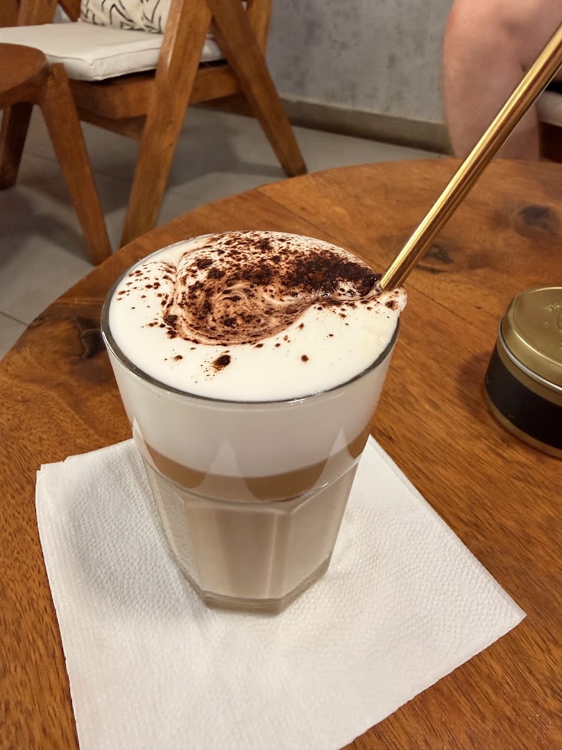 Sisterhood Coffee Shop: appetizing photo of coffee drink