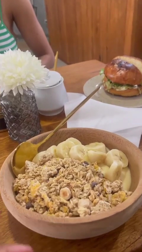 Sisterhood Coffee Shop: appetizing breakfast food photo
