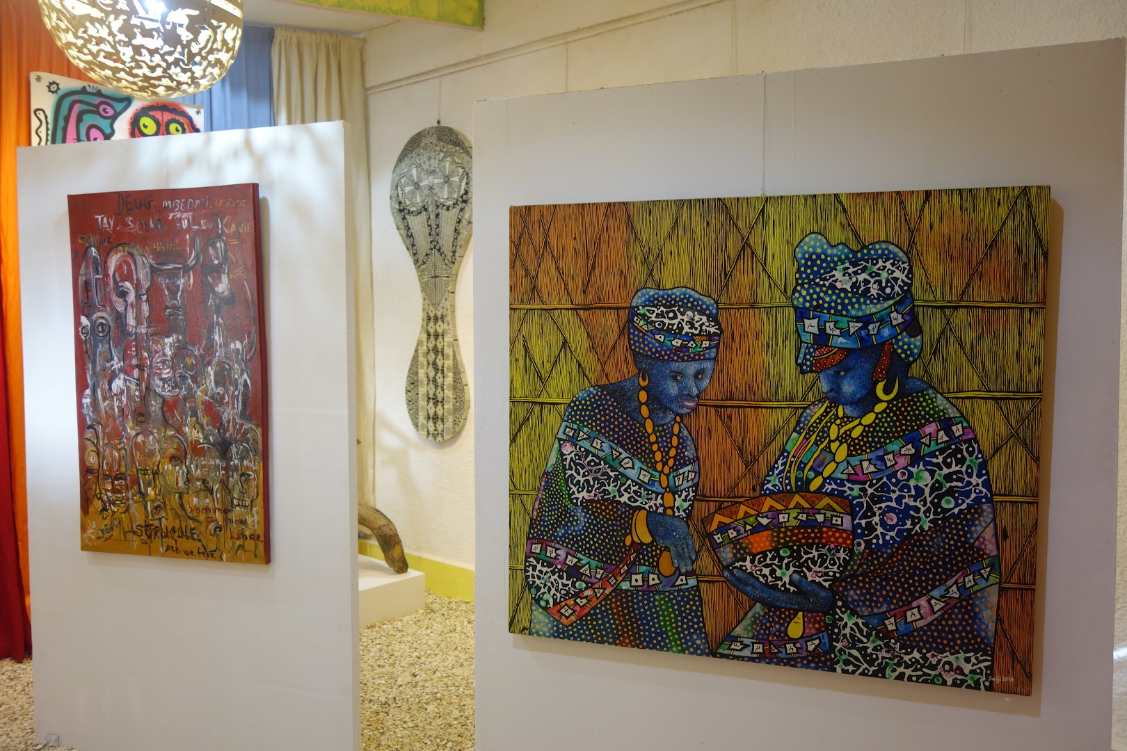 K'You Gallery: clear view of gallery exhibition