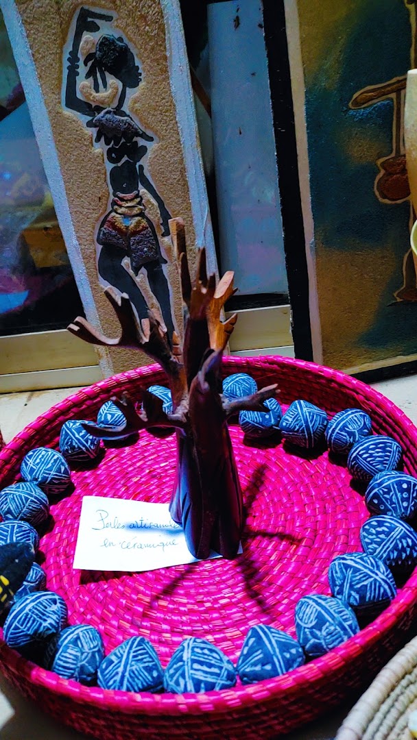 Ubuntu Gallery: gallery art and crafts