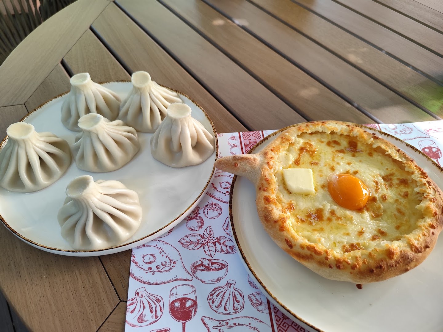 Georgian Supra: appetizing photo of Georgian food