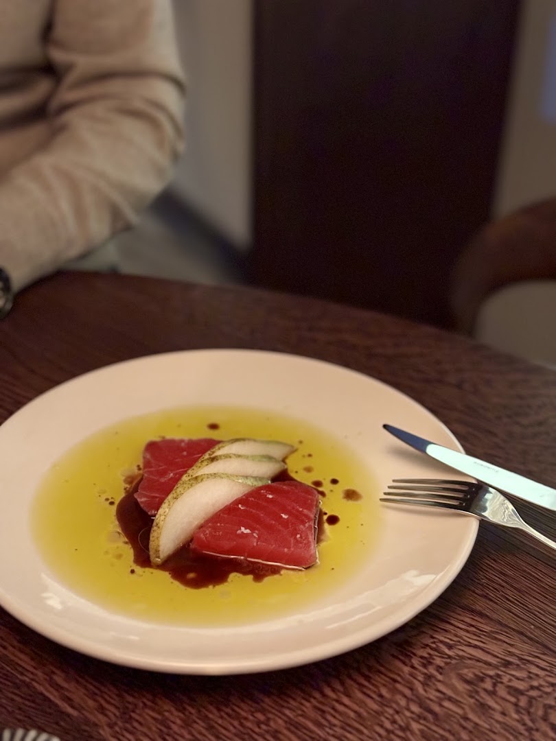 Omaja: appetizing, high-quality food photography