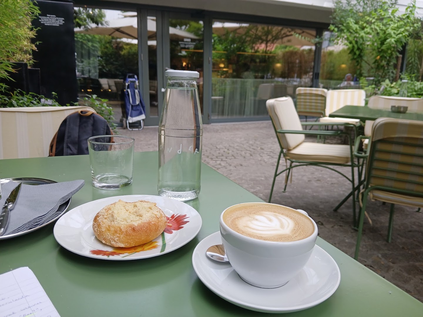 Sonder Dorćol: inviting breakfast scene at venue