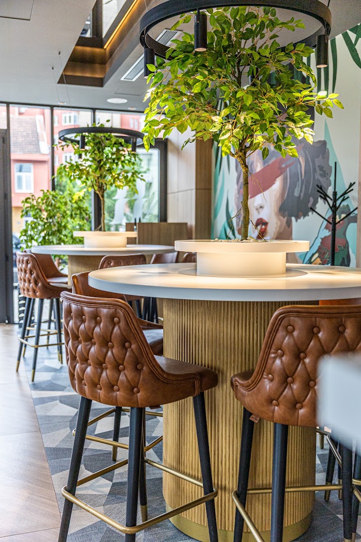 Hotel Helm: high quality hotel interior shot
