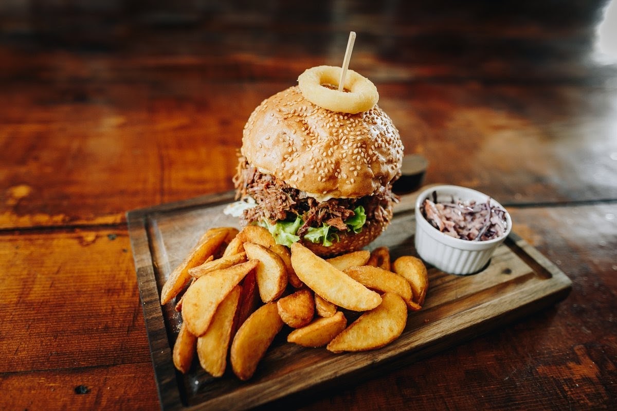 Komuna Gastro Bar: appetizing, high-quality food photography