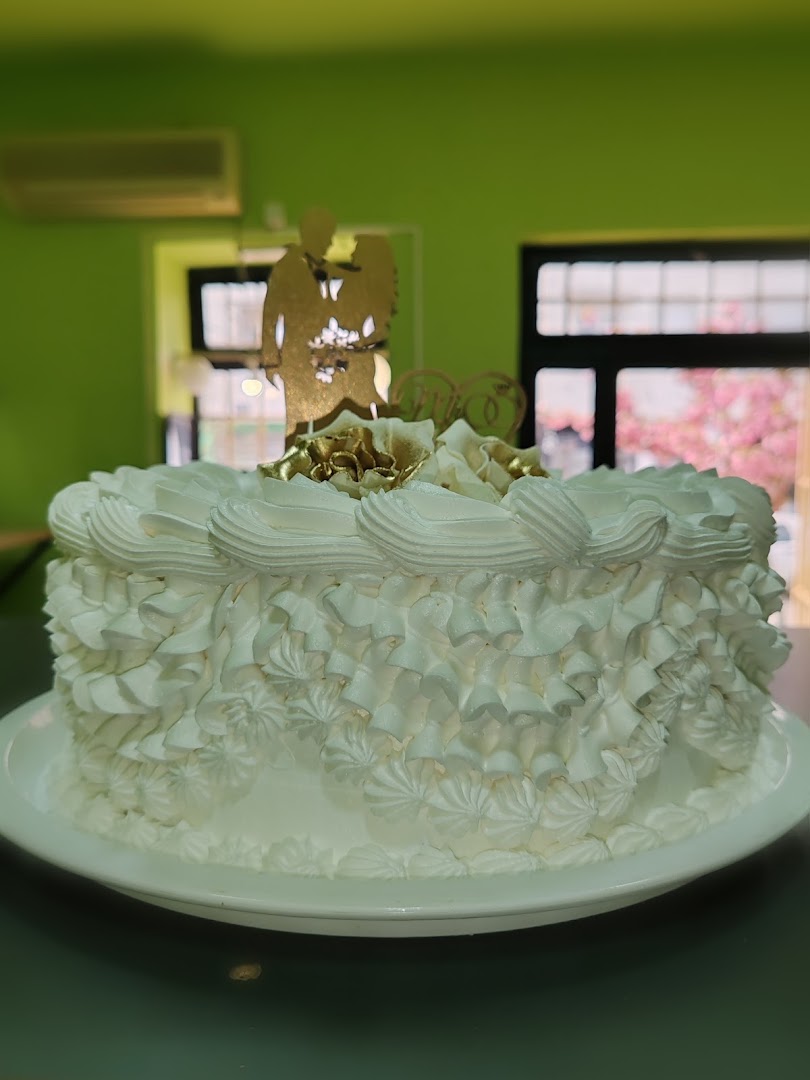 Pelivan: high quality photo of cake