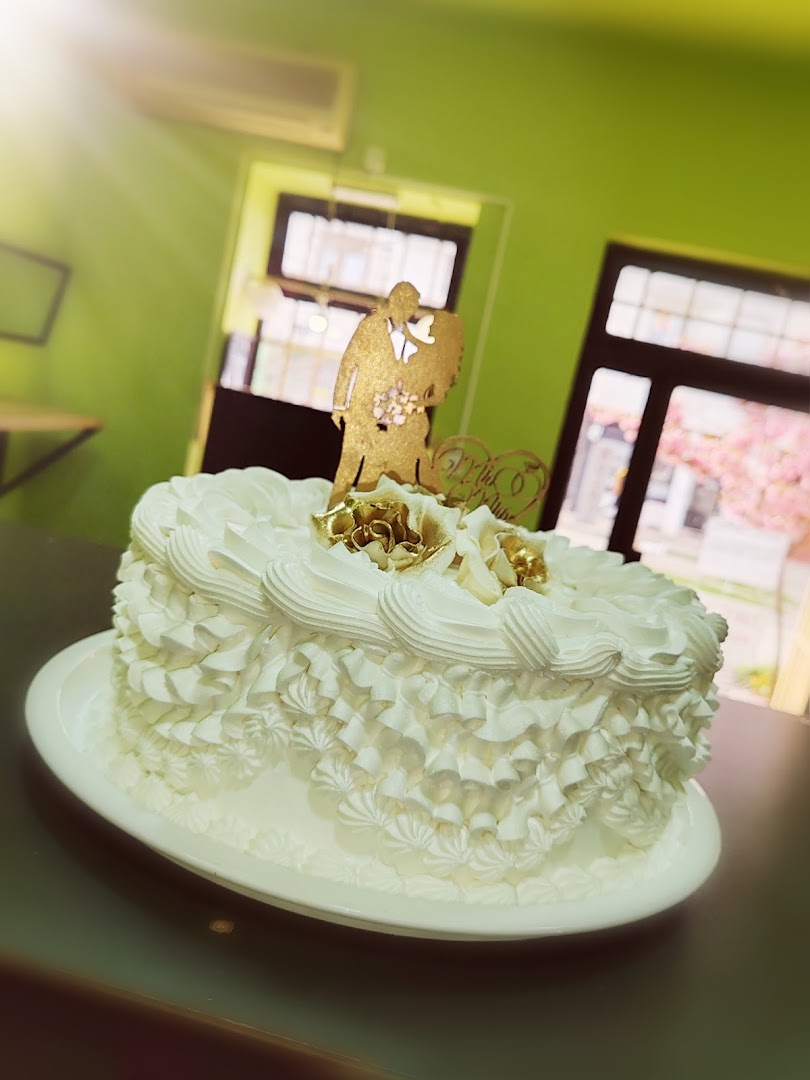 Pelivan: high quality photo of cake